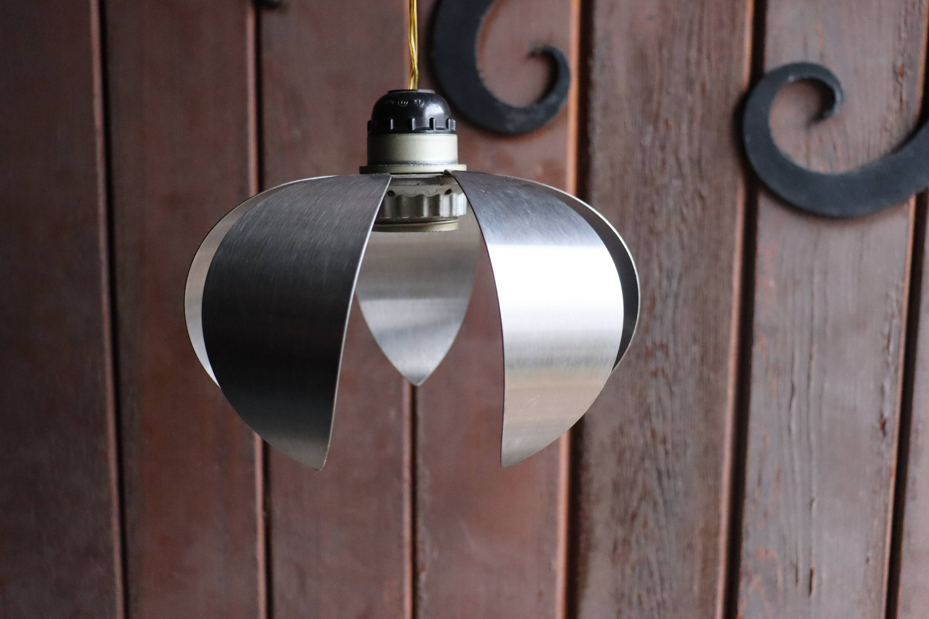 Vintage brushed metal flower-shaped pendant light