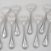 Ercuis Auteuil, 12 silver-plated oyster forks, in perfect condition.