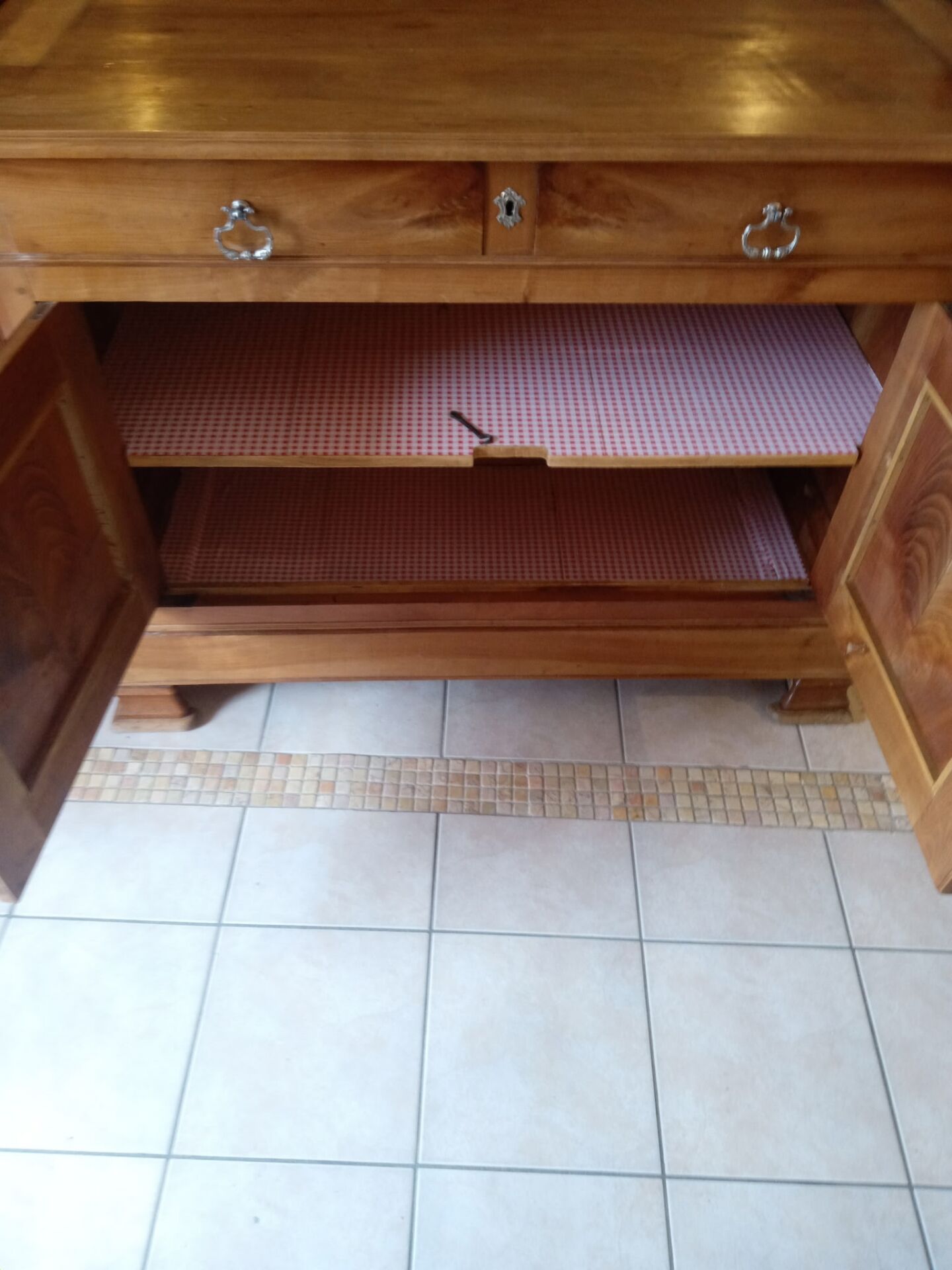 Buffet 1900