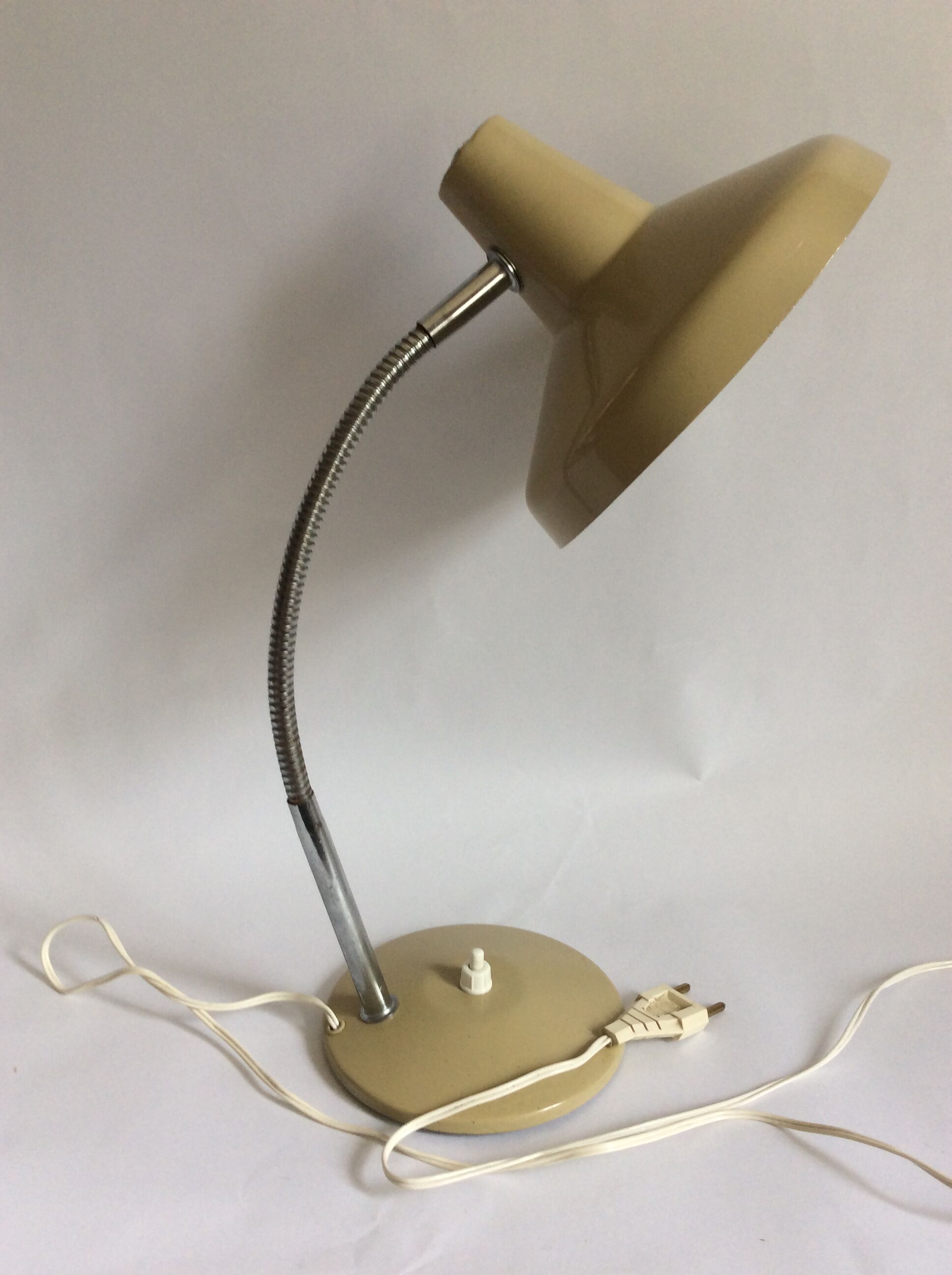 Vintage articulated lamp