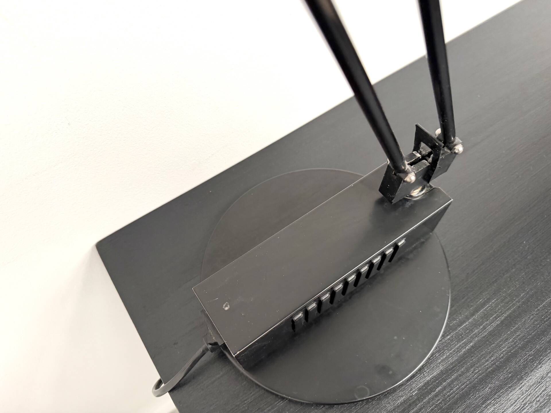 Rare desk/table lamp "WO" by Sacha Ketoff - Aluminor Edition, circ