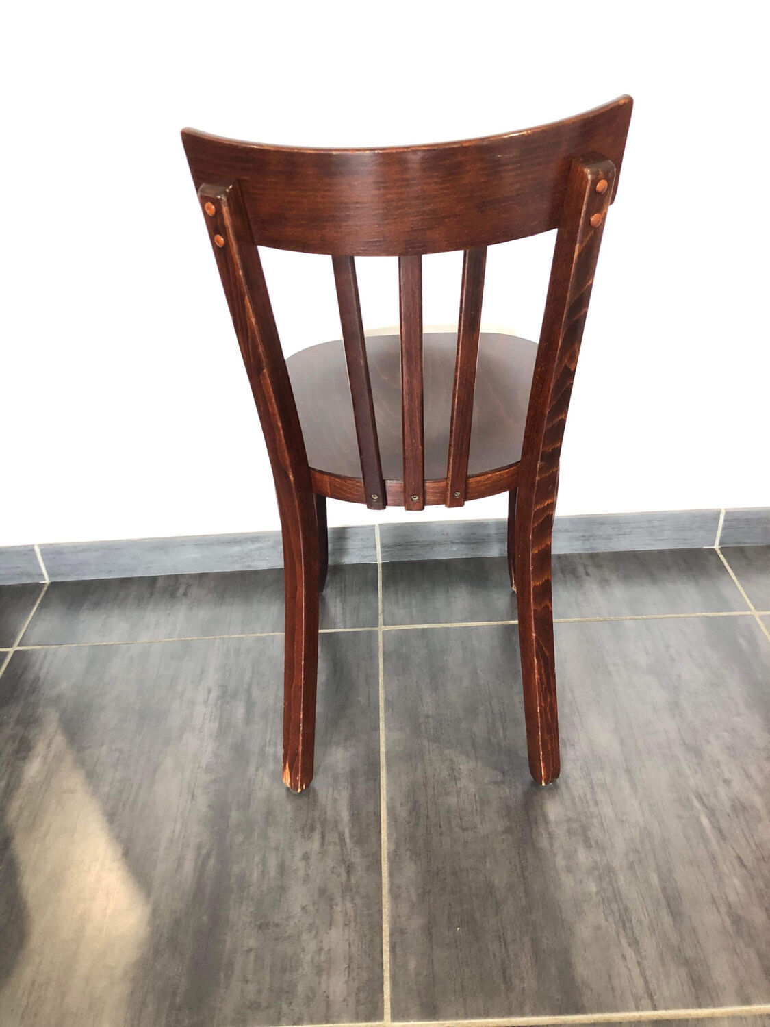 Suite de 4 chaises de bistrot Baumann vintage