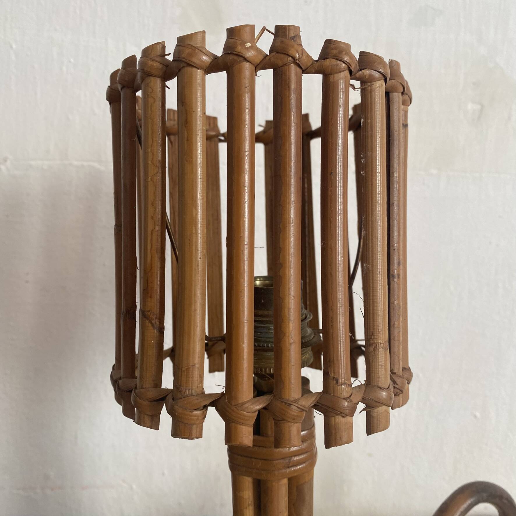 Vintage bedside table in rattan and bamboo, 1960s-70s, H29 cm.