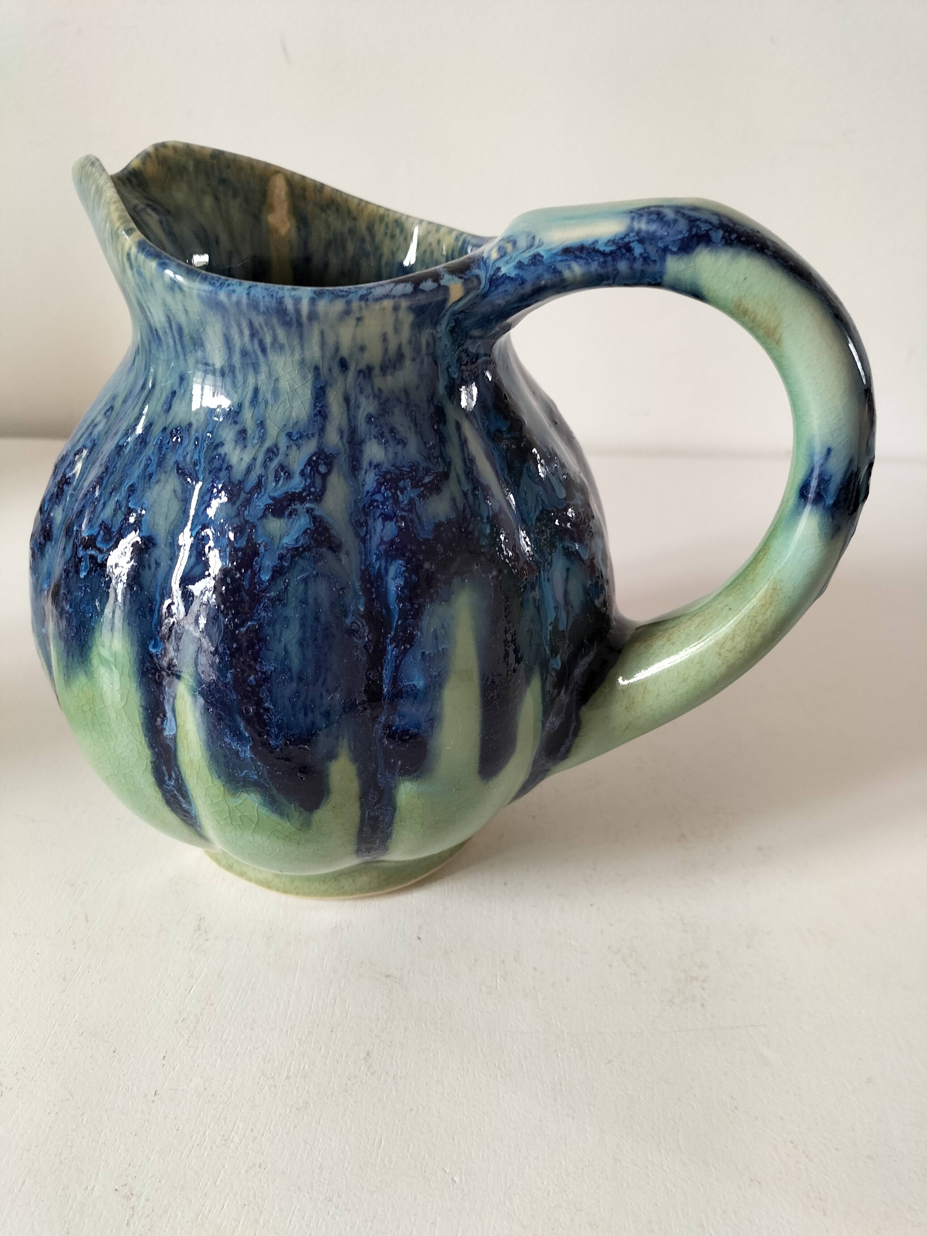Pichet vernissé bleu et vert, vintage années 1970