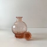 Carafe en verre rose