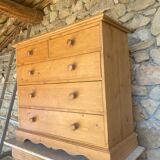 Commode anglaise en pin
