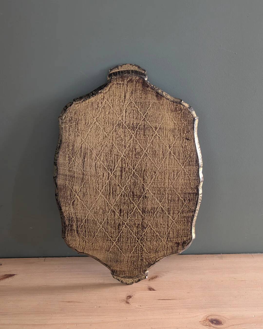 Gold and white Florentine tray – 49 x 33 cm