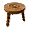 Tabouret tripode en bois foncé