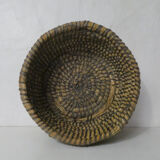 Straw basket banneton popular art