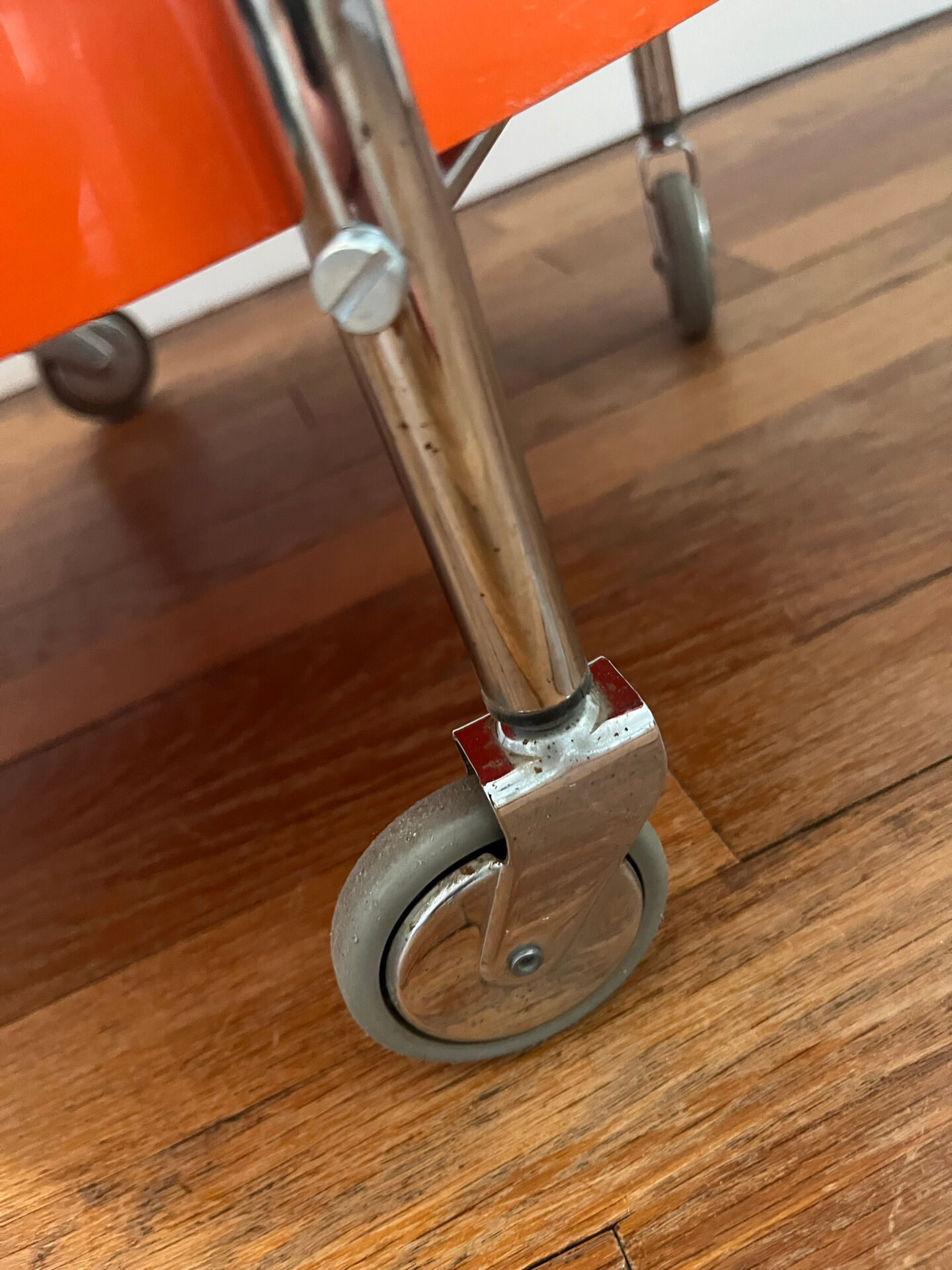 Bat chariot desserte vintage Space Age orange vintage