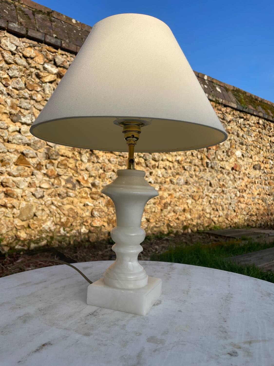 Vintage alabaster lamp base 1970