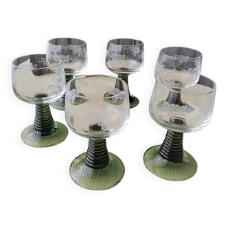6 Alsace white wine glasses Decorated with bunches of grapes