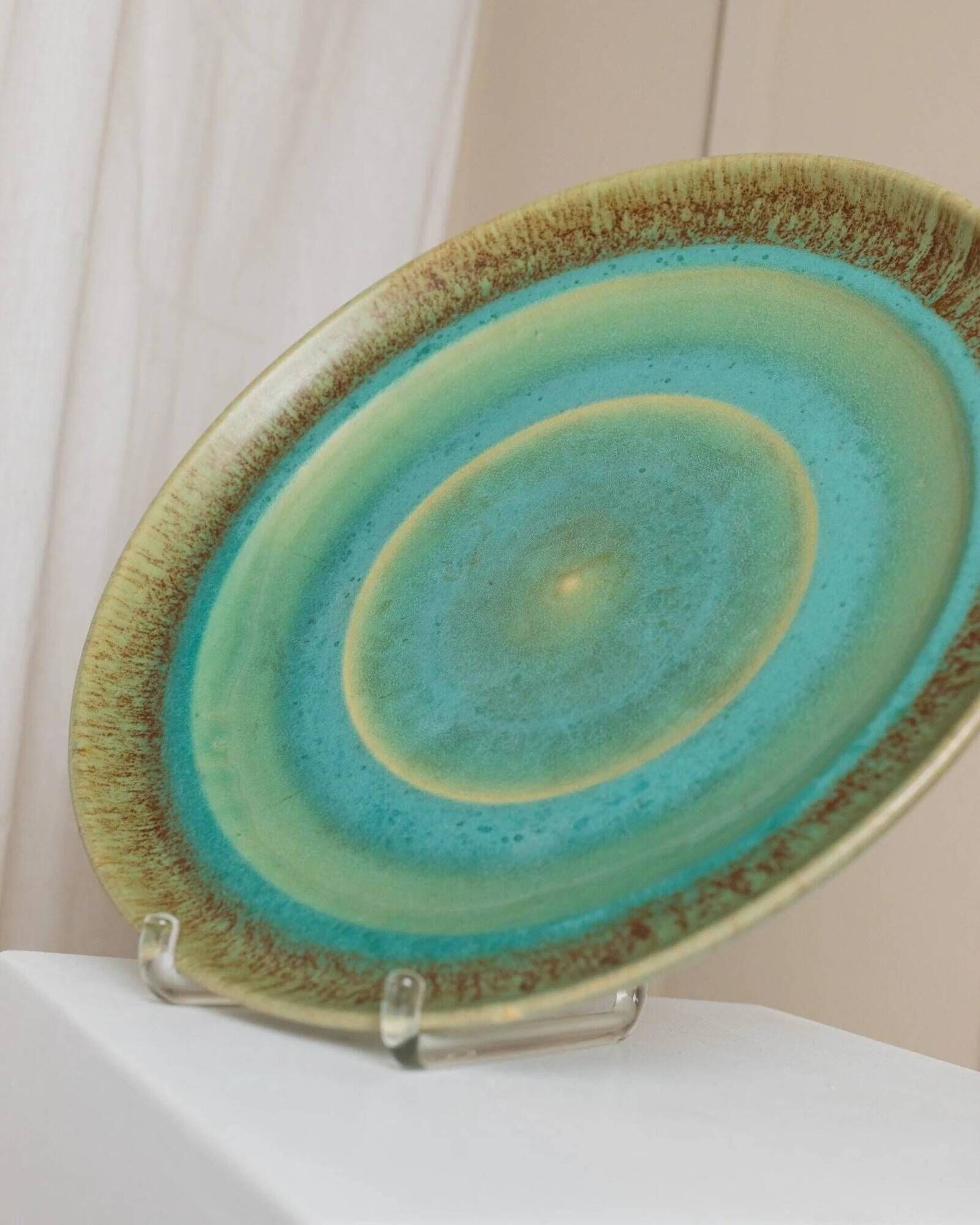 Large vintage studio ceramic bowl XL - organic shape - graduated turquoise green glaze - Denmark 1970s