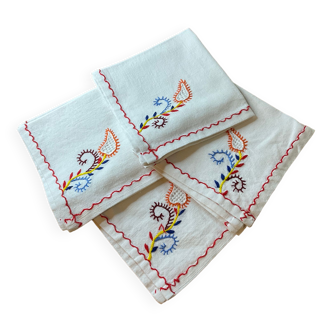 4 serviettes de table en coton brodées