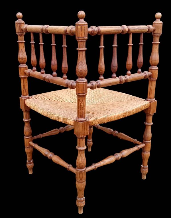 Ancien fauteuil chaise de coin d angle
