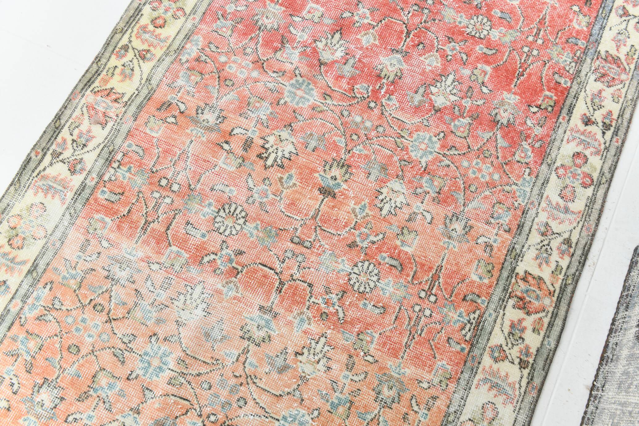 Red & Orange Floral Pattern Persian Rug, 119x200Cm