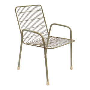 chaise d'enfant en métal