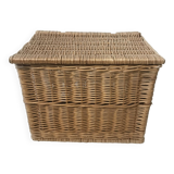 Wicker toy box