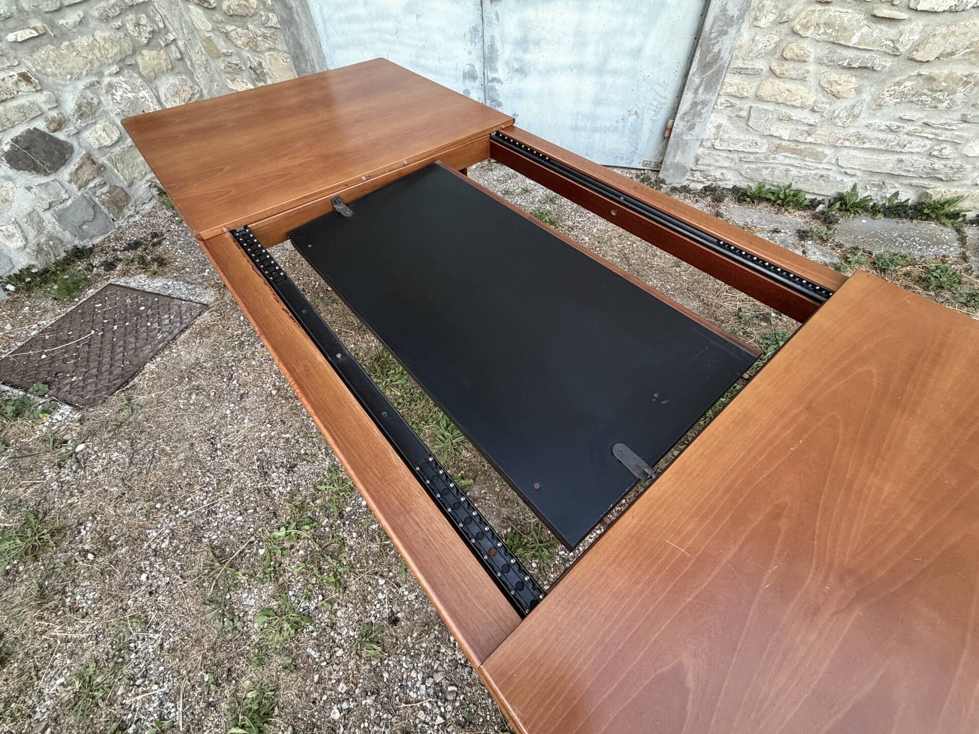 Extendable dining table Mou, Afra and Tobia Scarpa, Molteni, 1970