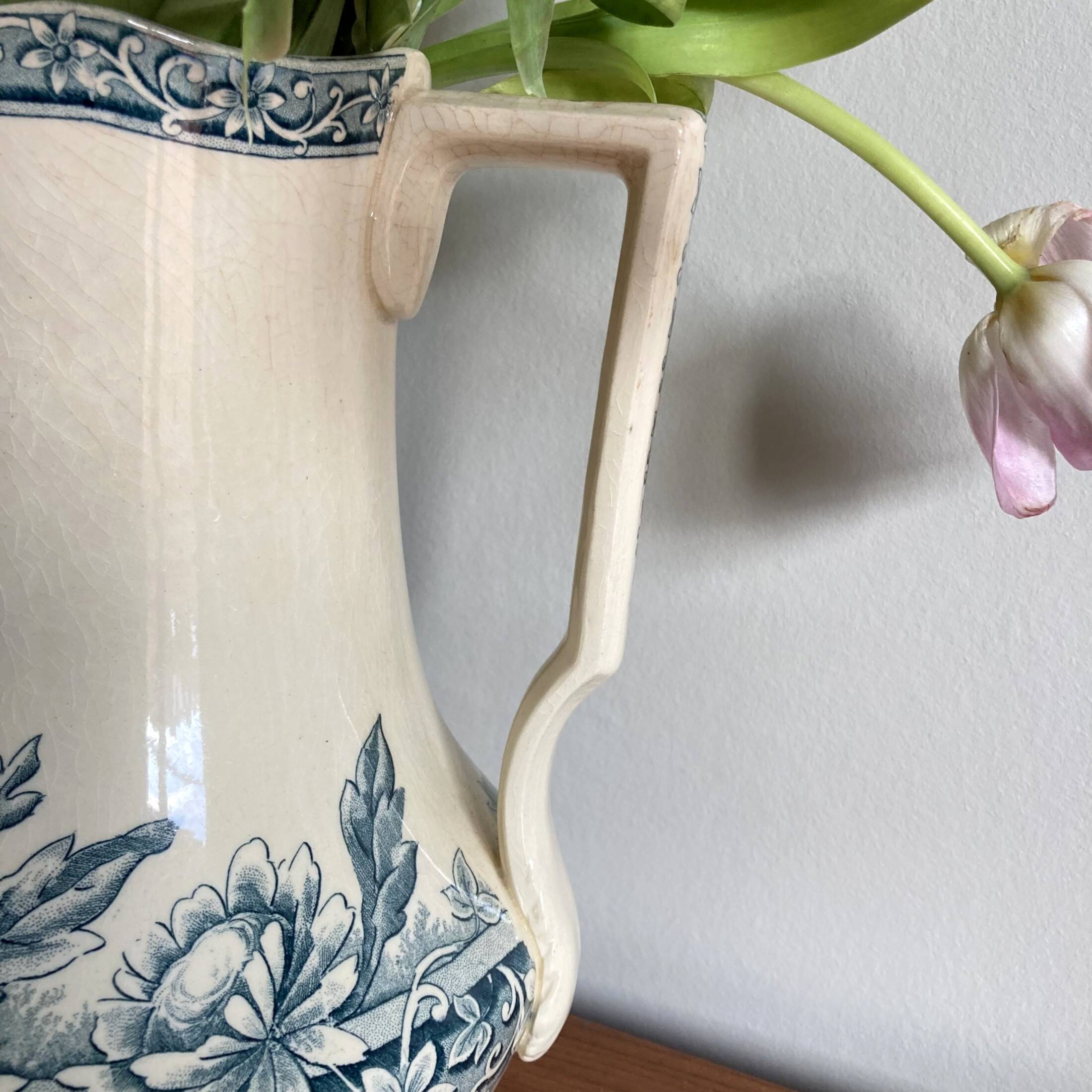 Toilet pitcher pitcher vase iron earth Gien model Saint Germain vintage old decoration