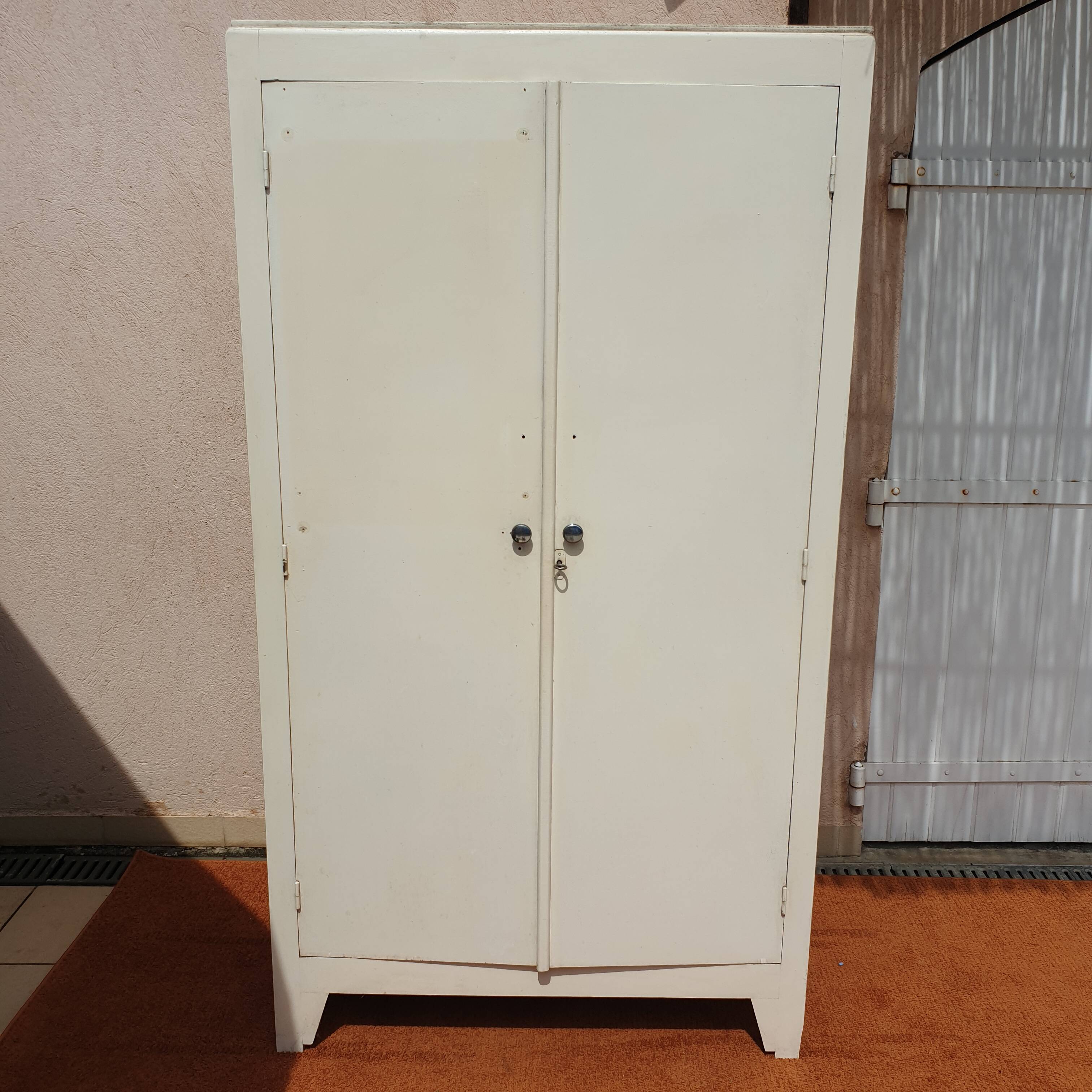 Parisian style wardrobe from the 50s/60s