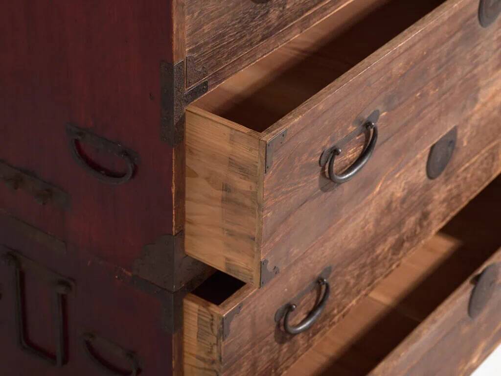Grand Japanese tansu Sendai Isho-dansu in cedar and iron, Meiji-Taishō period (circa 1890-1925) #42