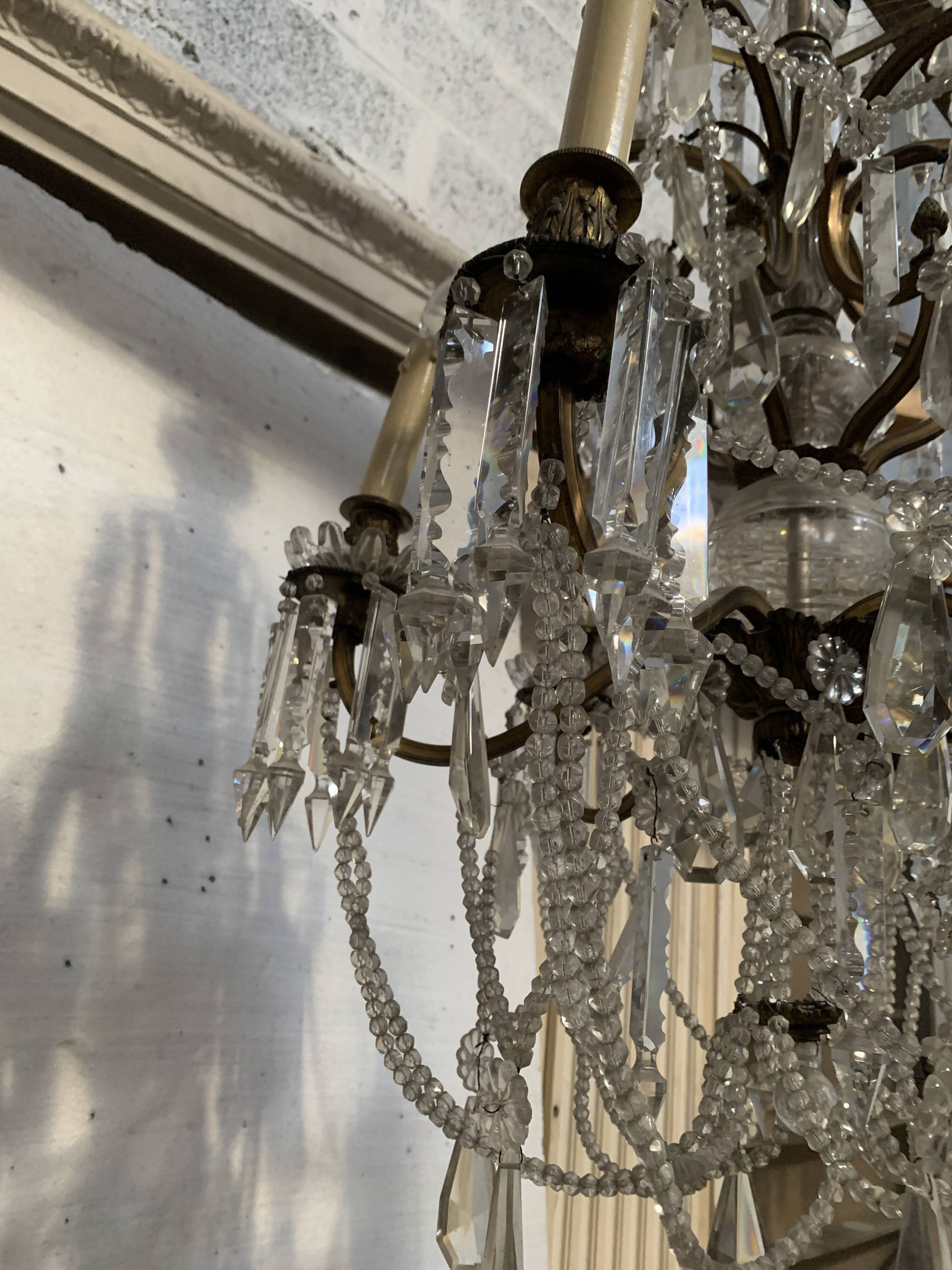 Louis XV style "Fontaine" chandelier in bronze and 20th century pendants