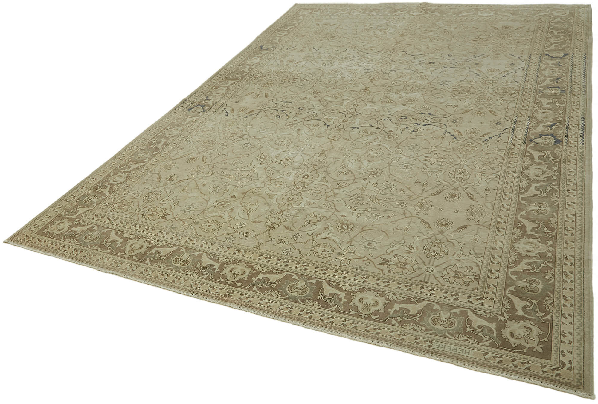 Hand-knotted persian  1970s 220 cm x 327 cm beige wool carpet