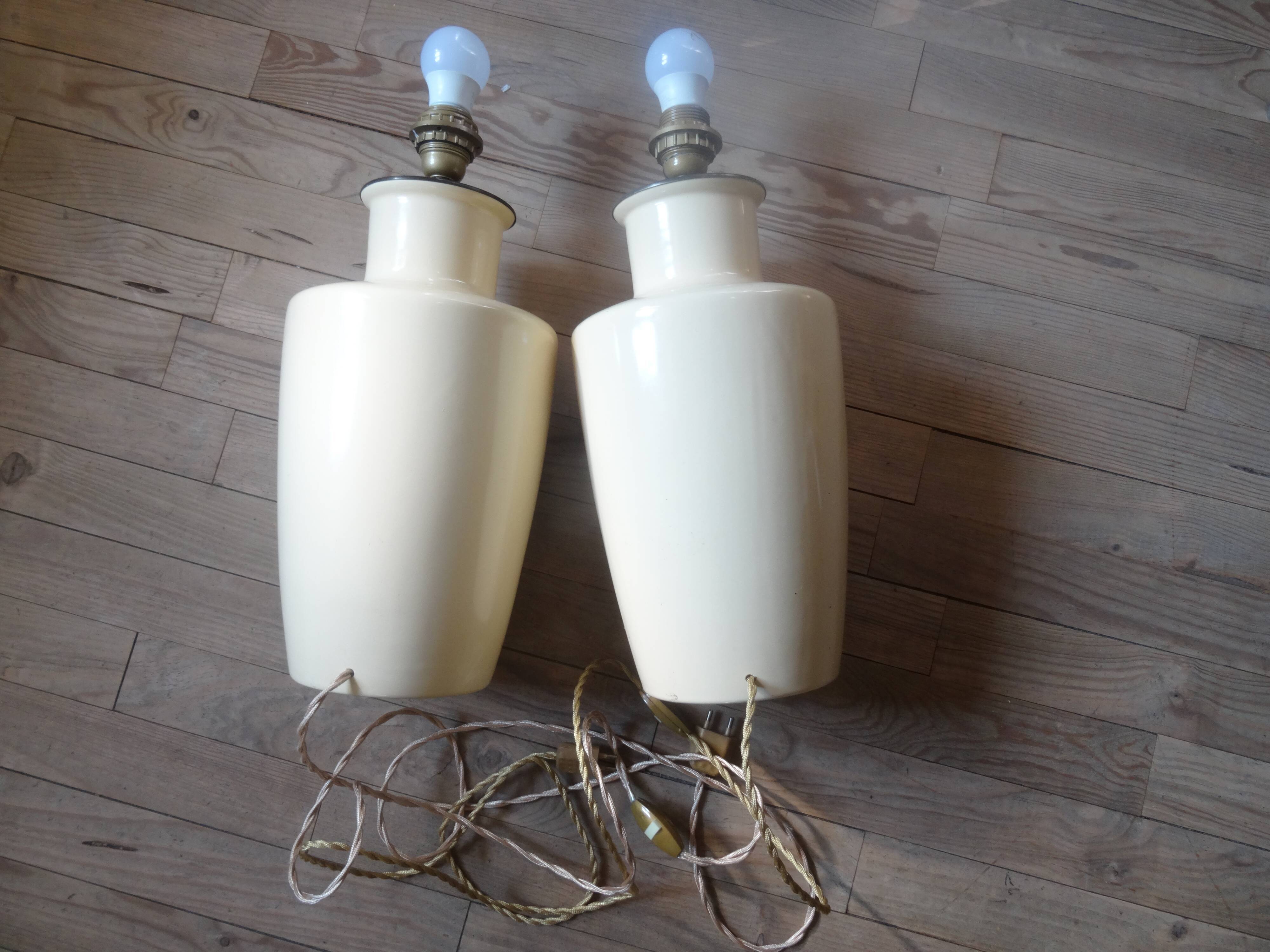 Pair of ceramic lamp legs