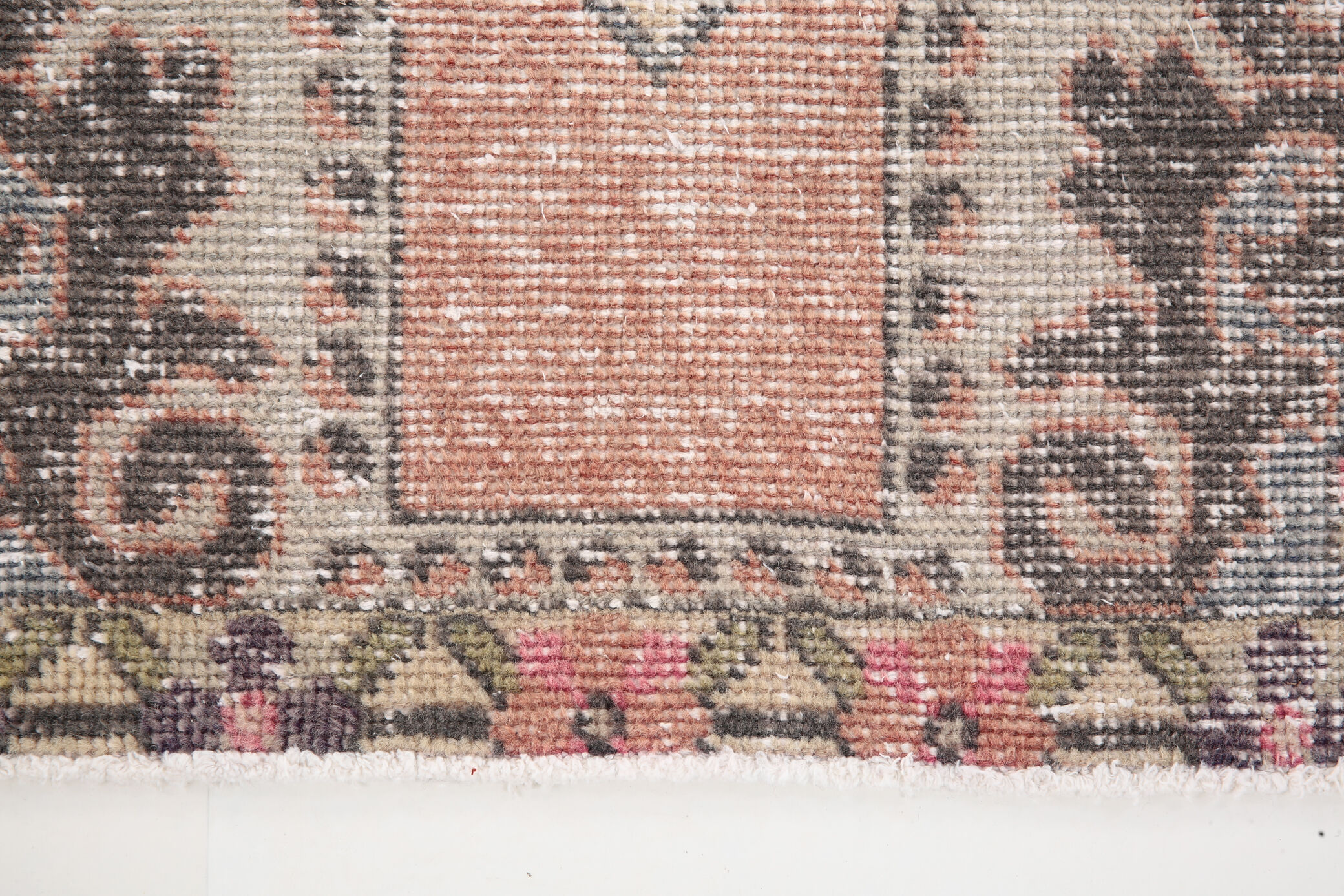 Oriental rug 118x238cm