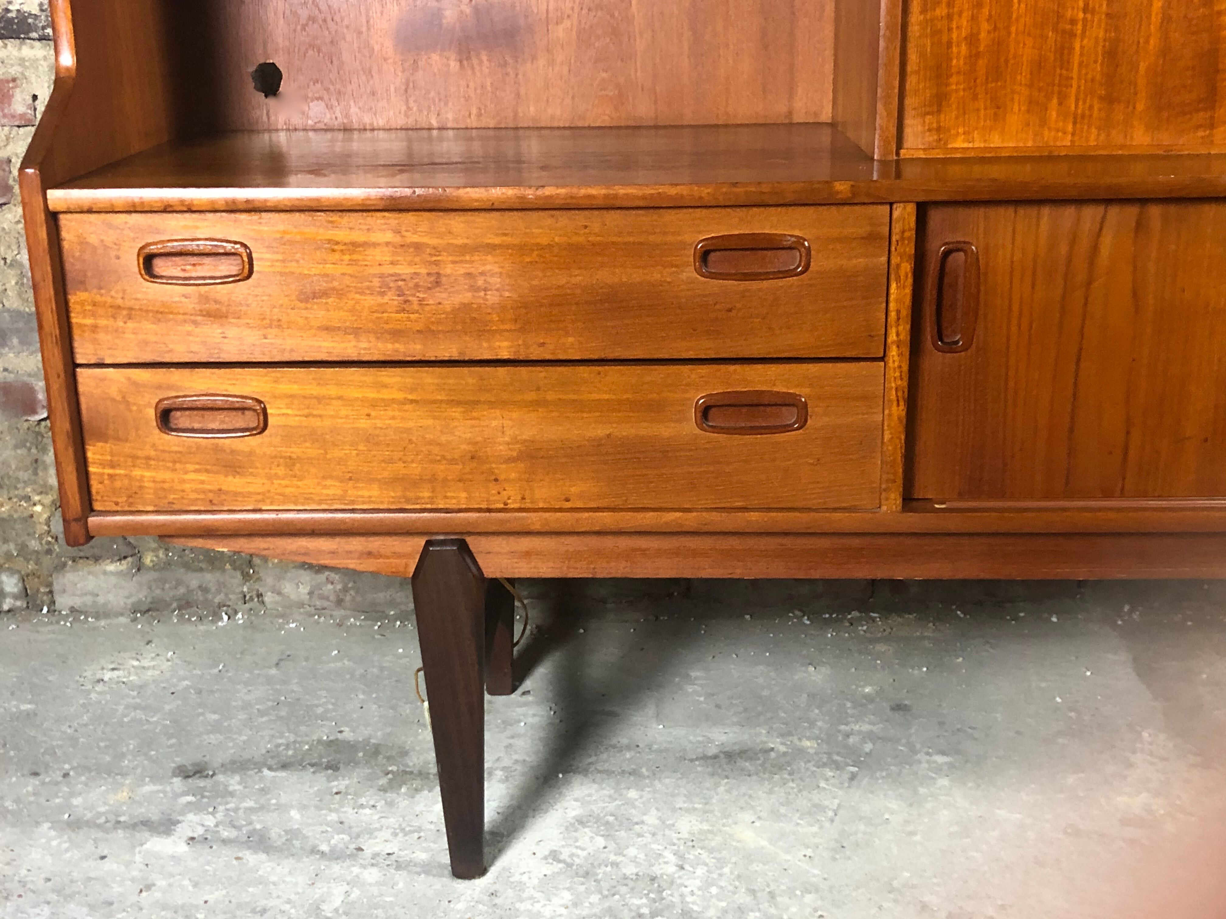 Scandinavian Mahjongg buffet distributed by Samcom 60'S