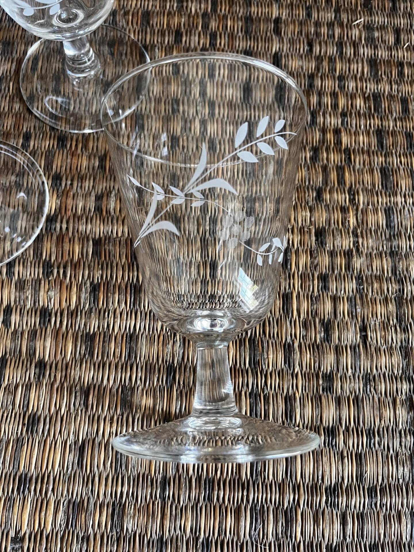 Set of 6 engraved glasses