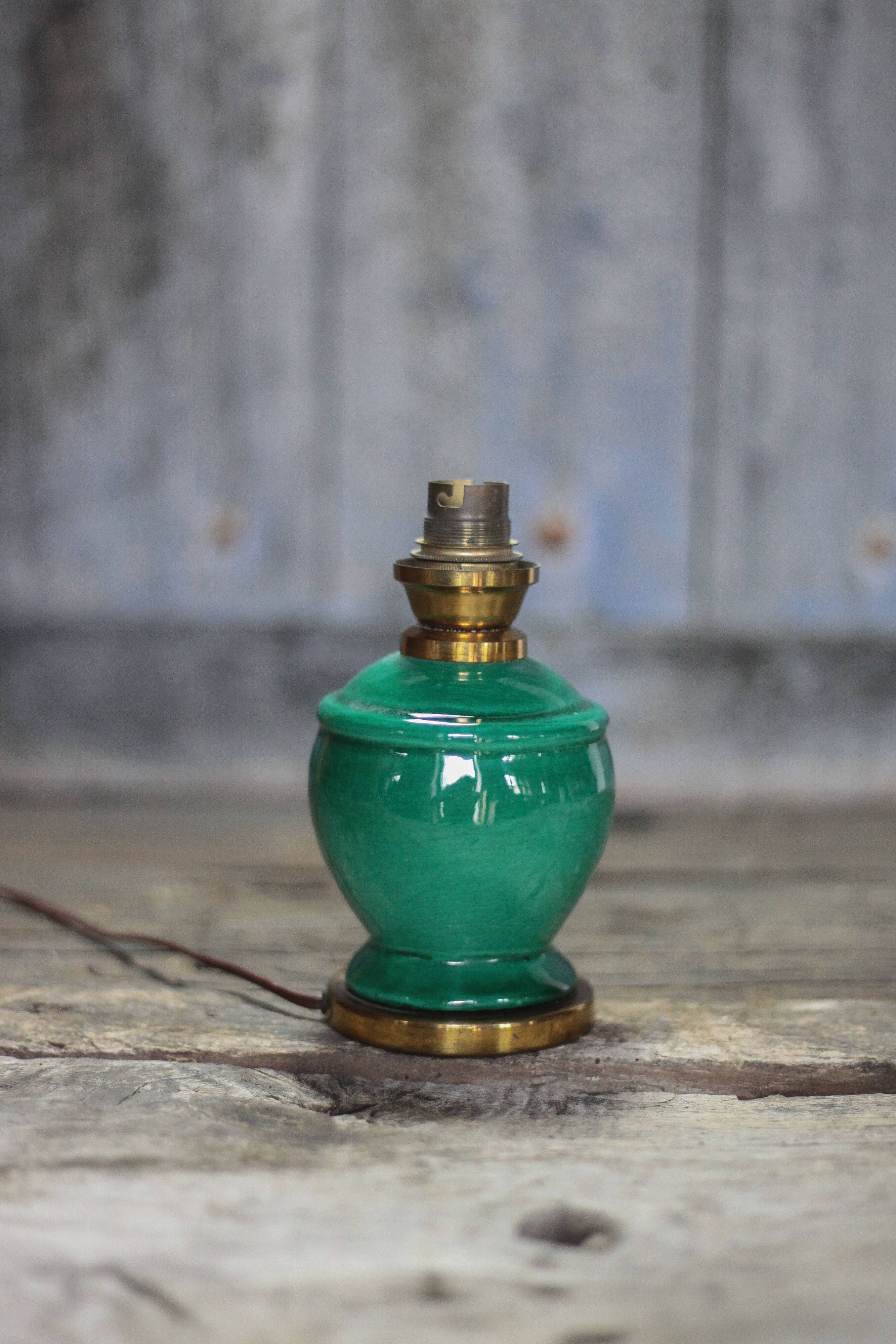 Vintage ceramic lamp, green Art Deco lamp, table lamp, freestanding lamp.