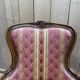 Paire de fauteuils - bergères de style Louis XV en soierie