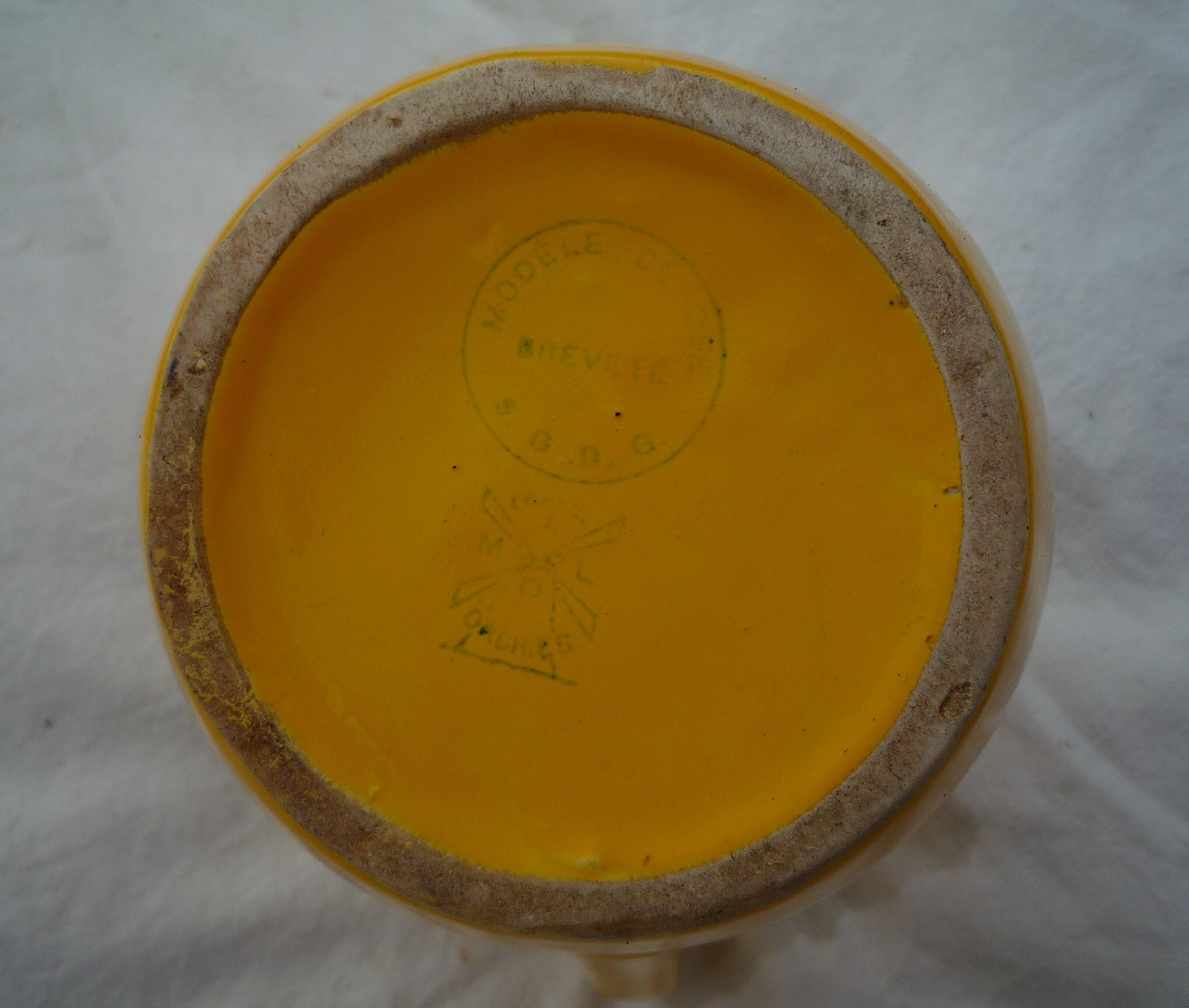 Vintage shepherd pitcher in yellow earthenware, excellent condition