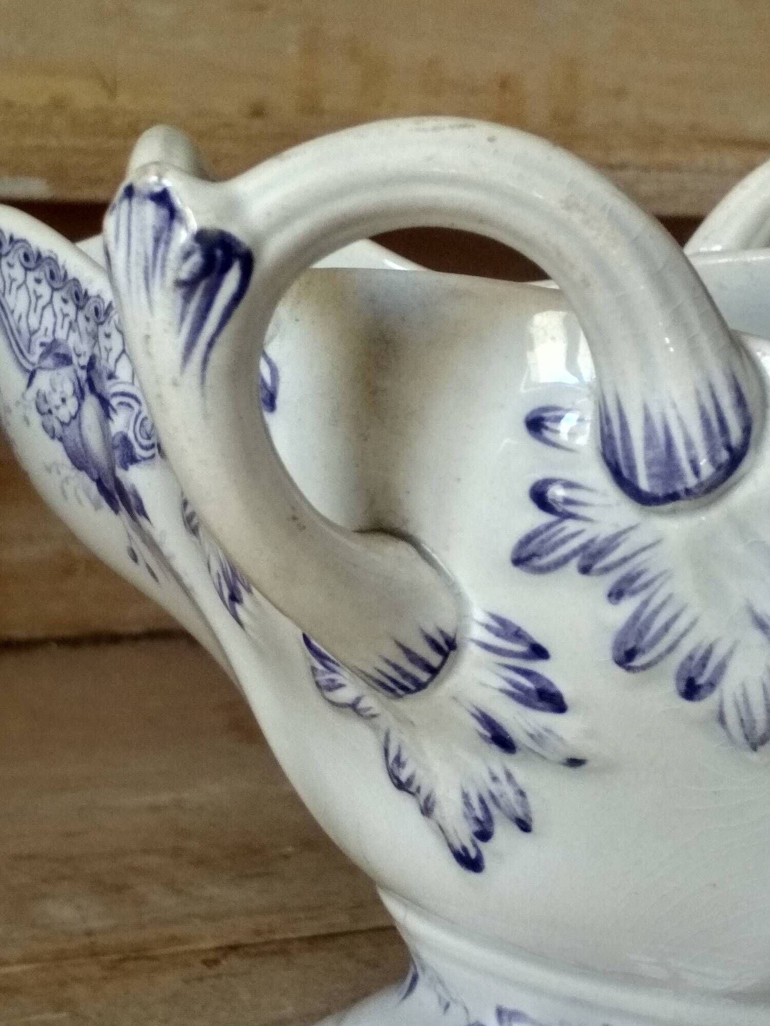 Iron earth gravy boat, Bouquet Creil & Montereau model, early 20th century