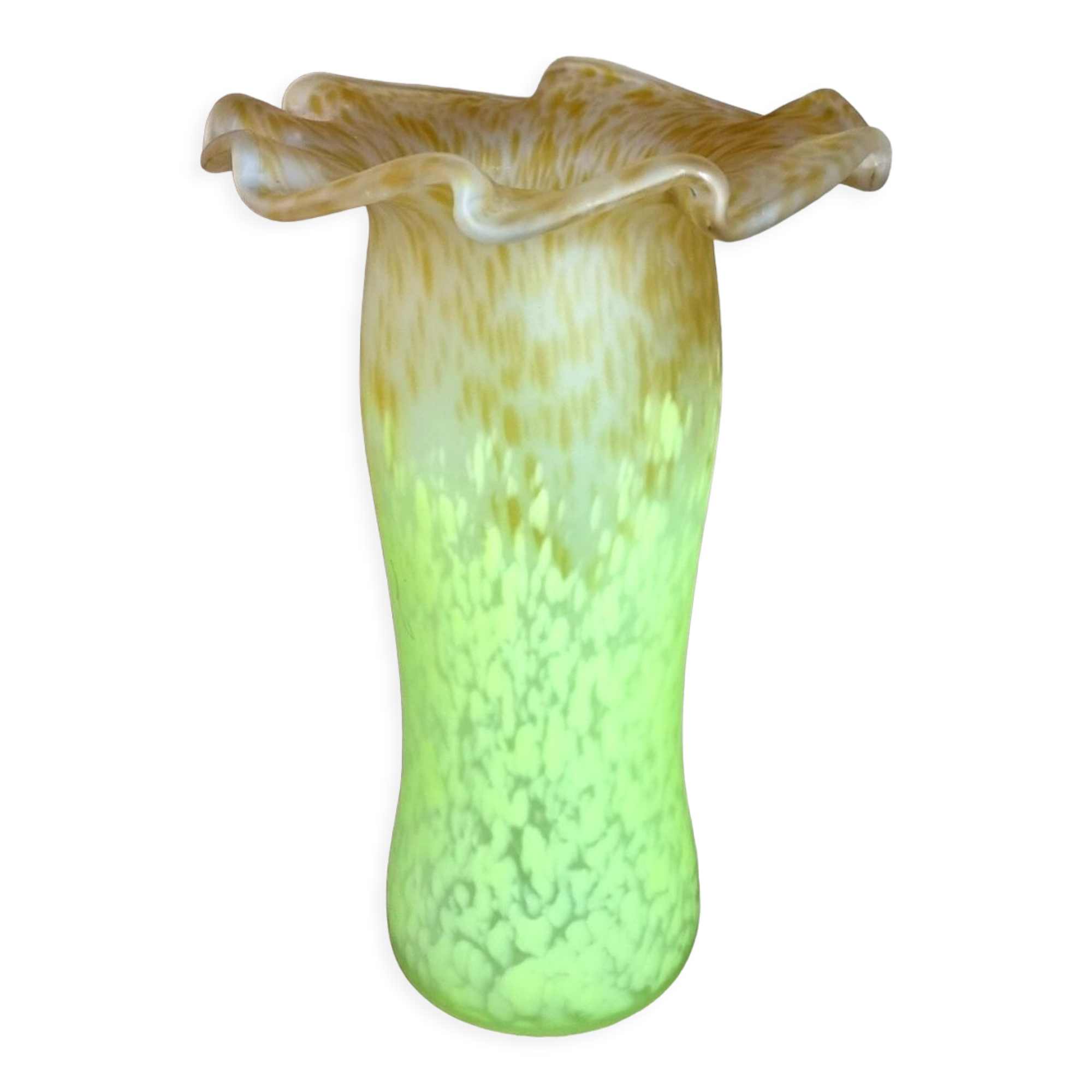 Vase en verre soufflé opaque style art nouveau