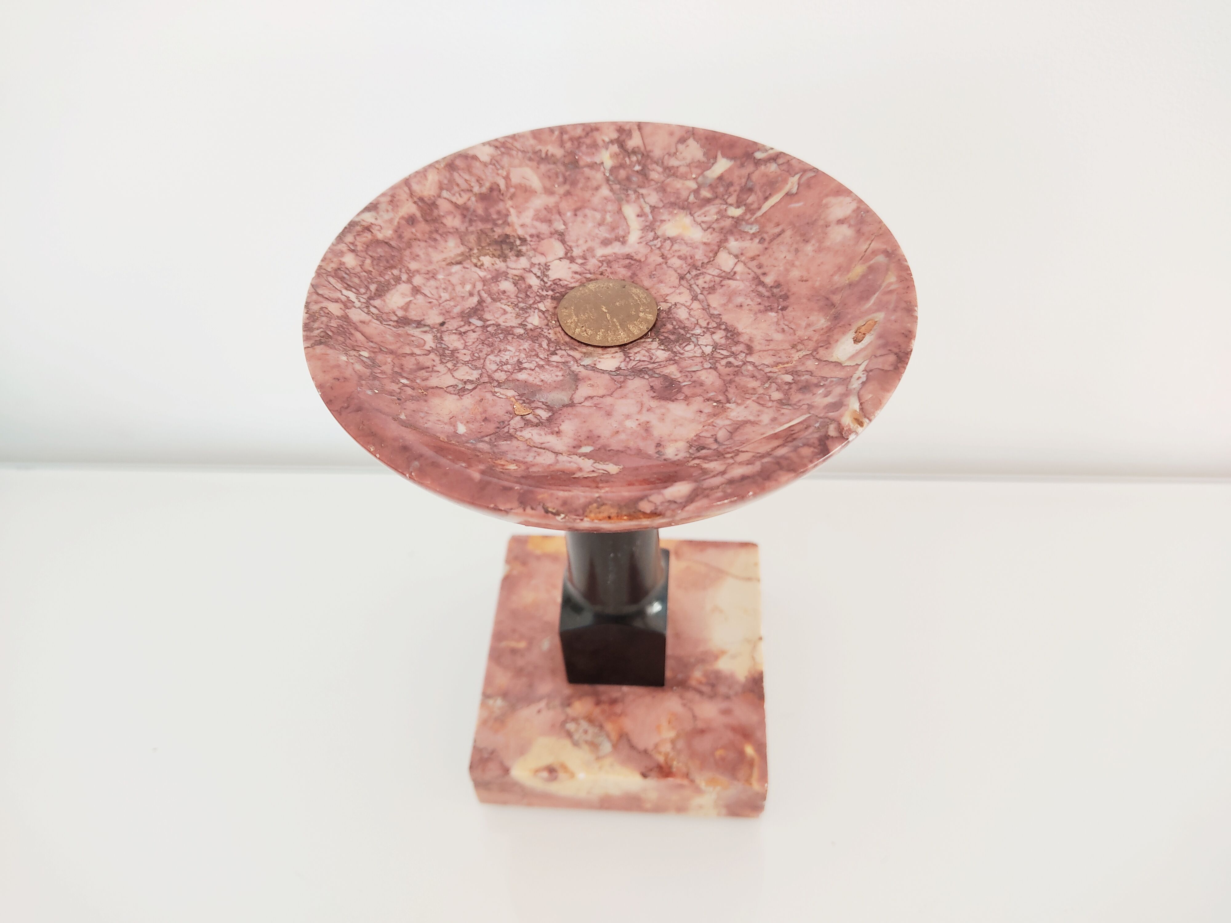 Cut and paperweight art deco marble