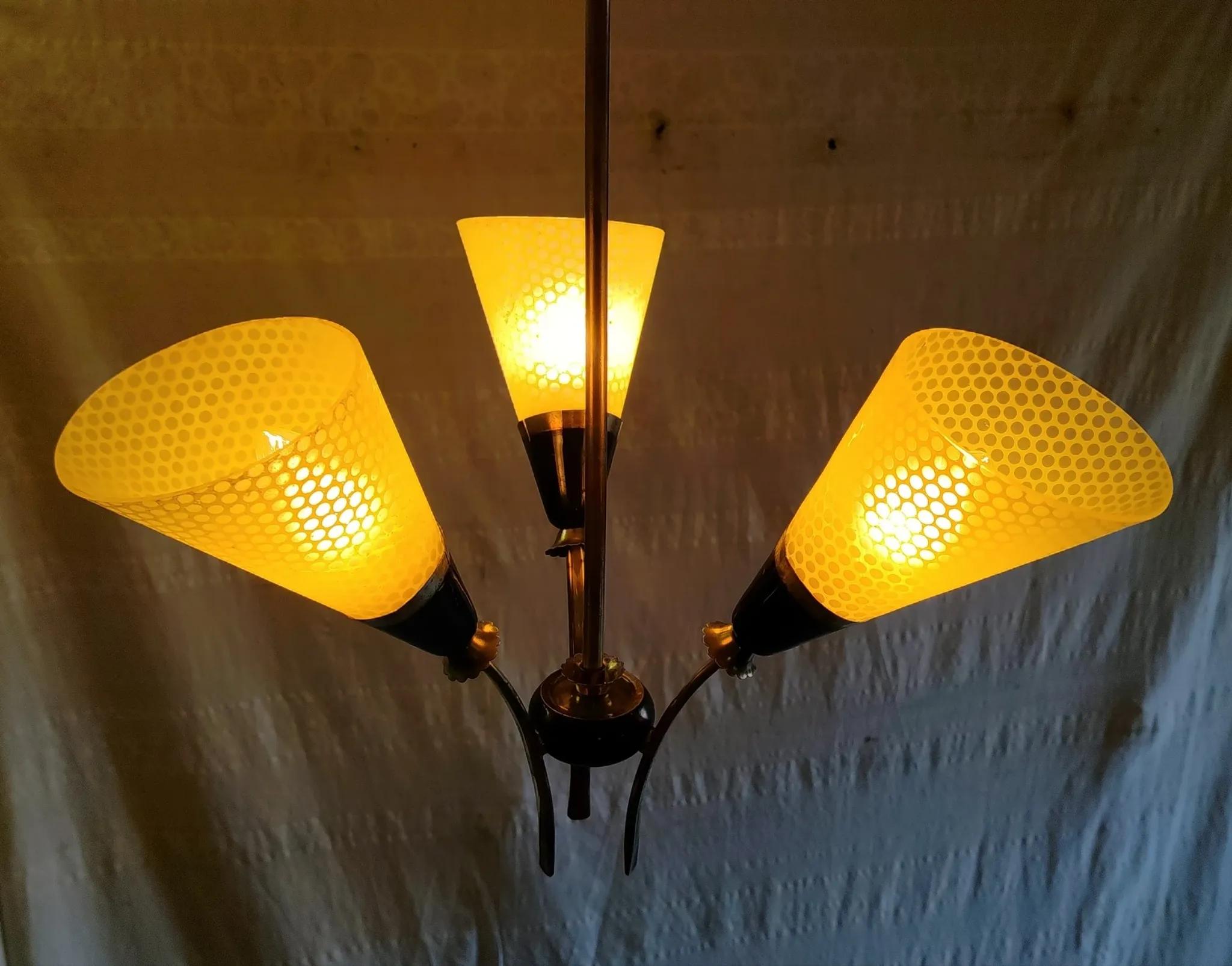Brass and glass chandelier with 3 lights - 1950s