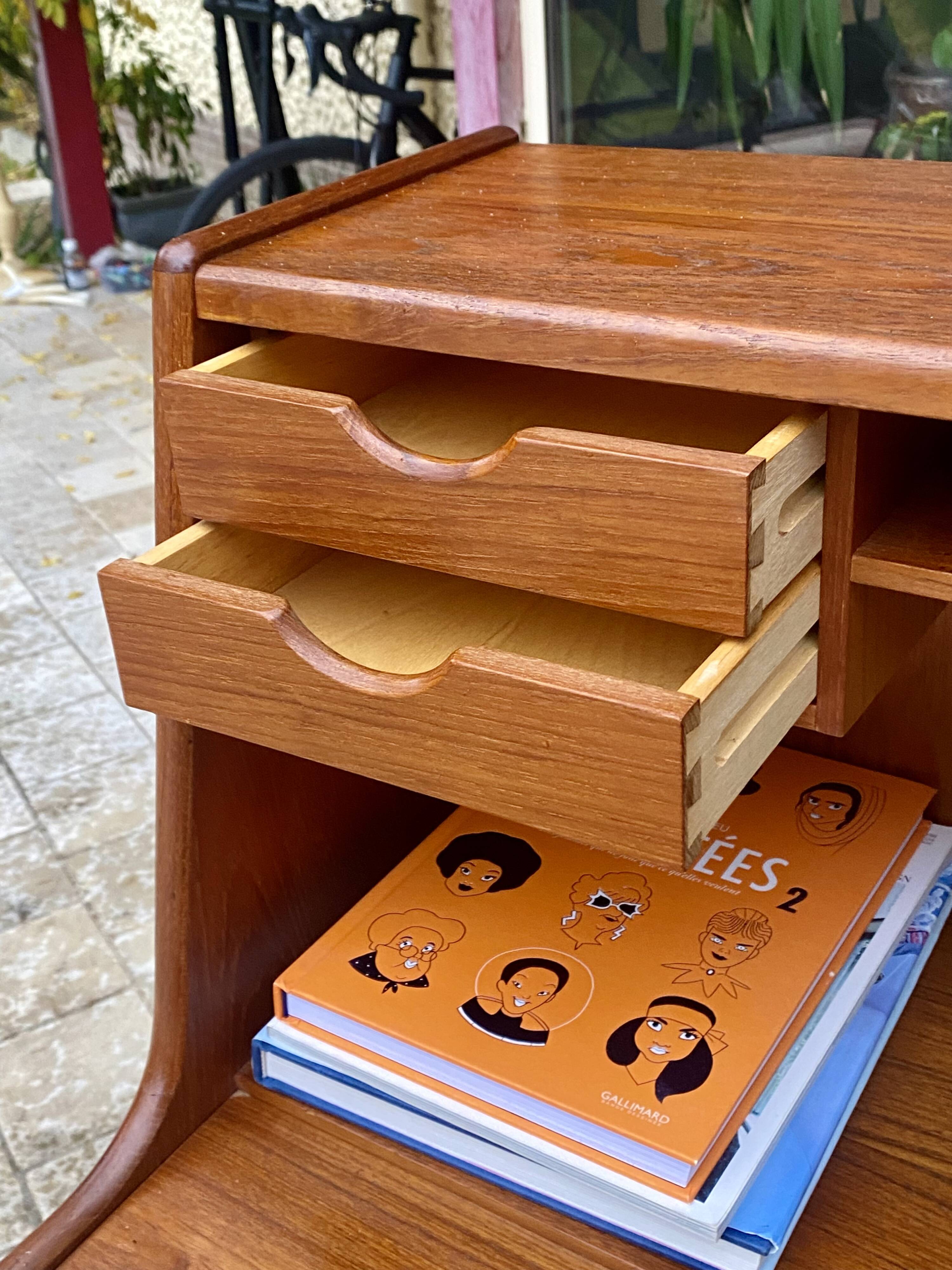 Danish secretary/desk model 37 by Arne Wahl Iversen for Vinde Møbe