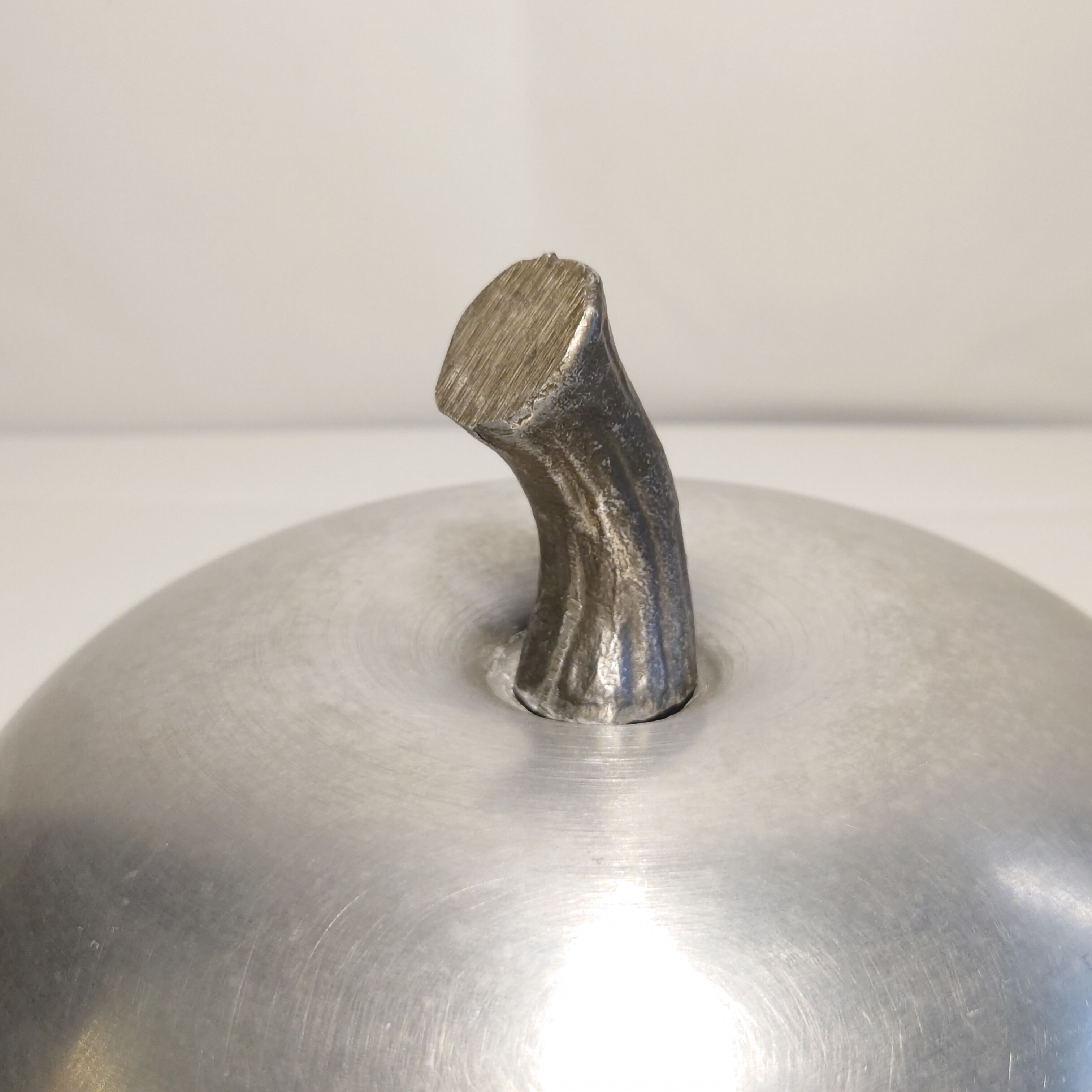 Aluminum "apple" ice bucket