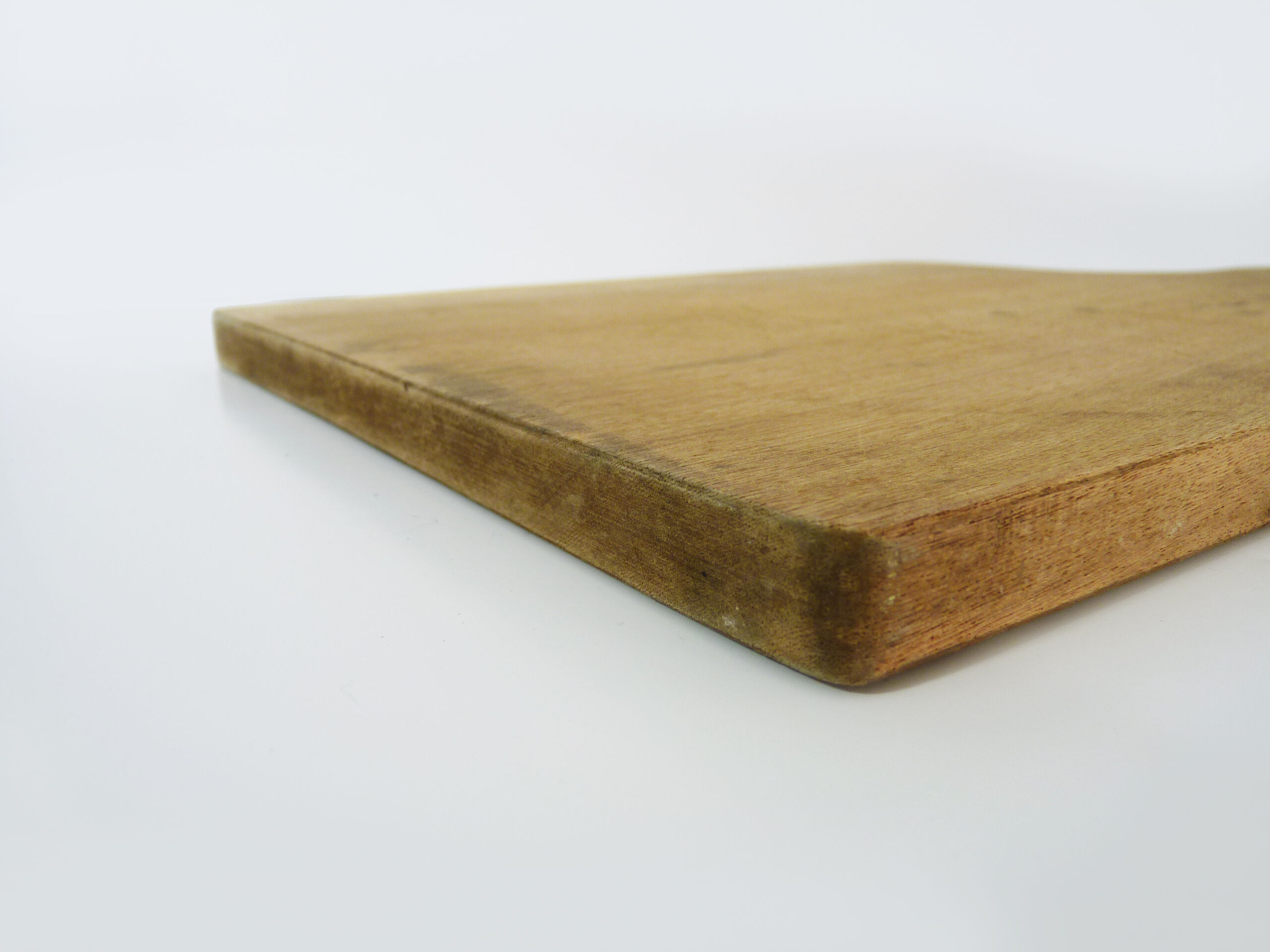 Planche à découper vintage en bois. Année 70 80
