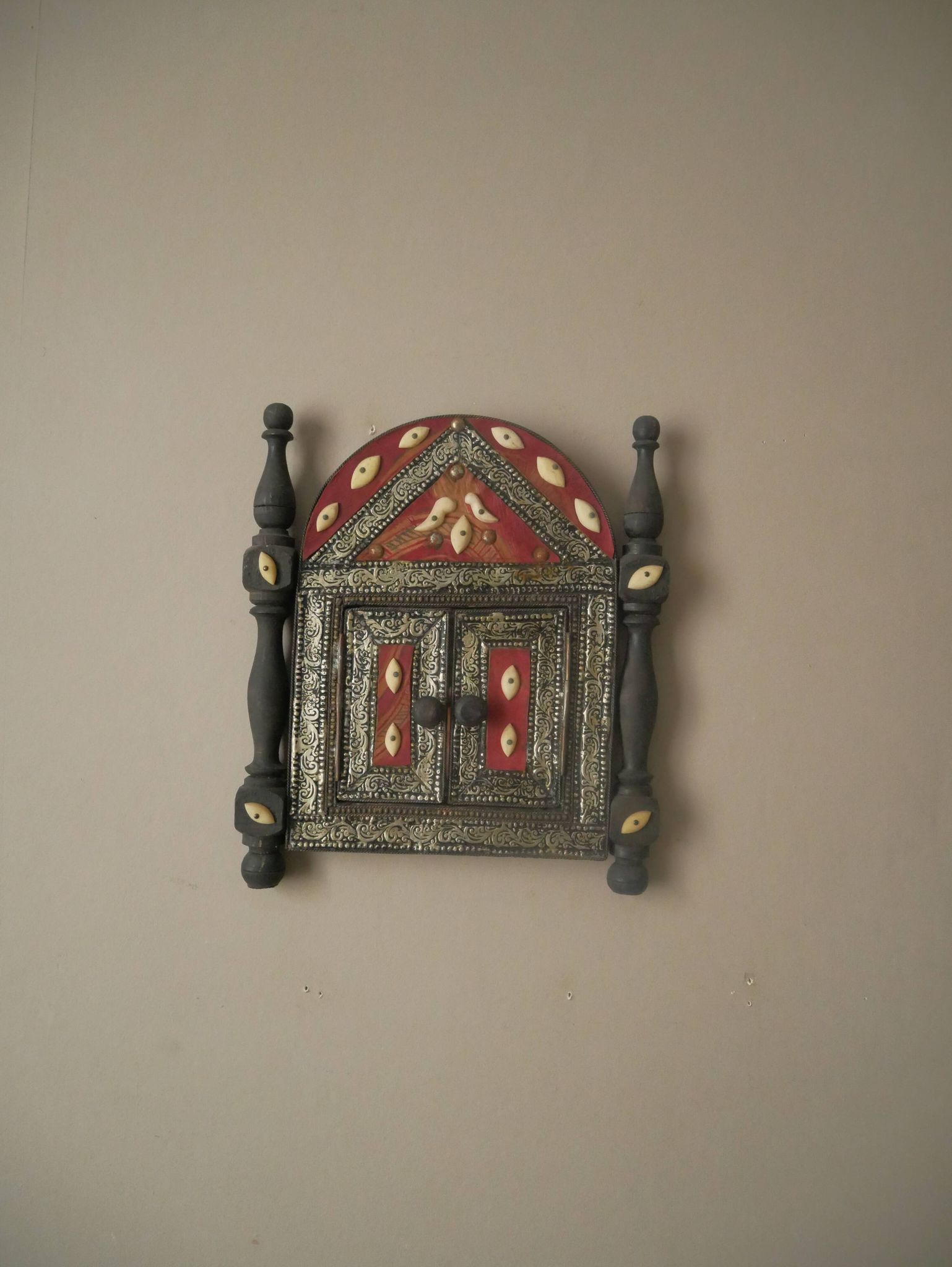Moroccan handcrafted mirror tribal ethnic decoration handcrafted Moroccan door
