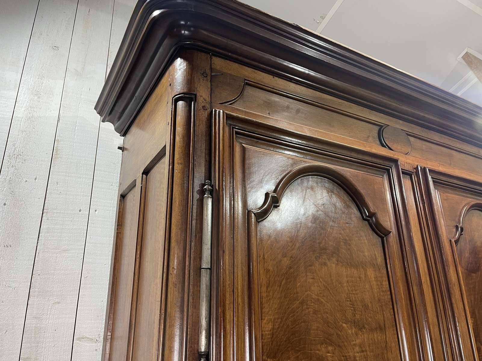 18th century walnut castle wardrobe - fully removable