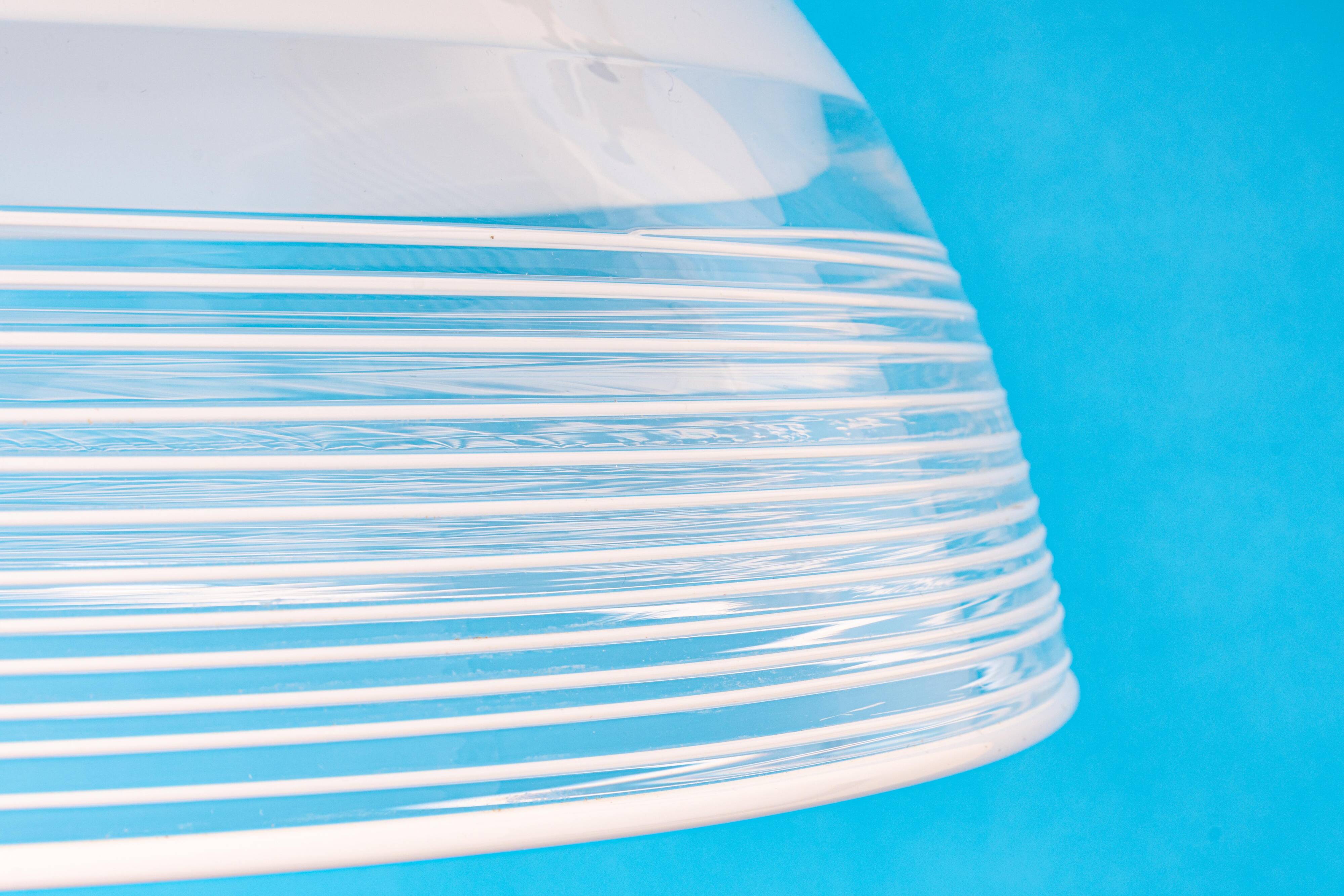 Magnificent suspended light fixture in white glass, Murano glass, Italy, 1970s.