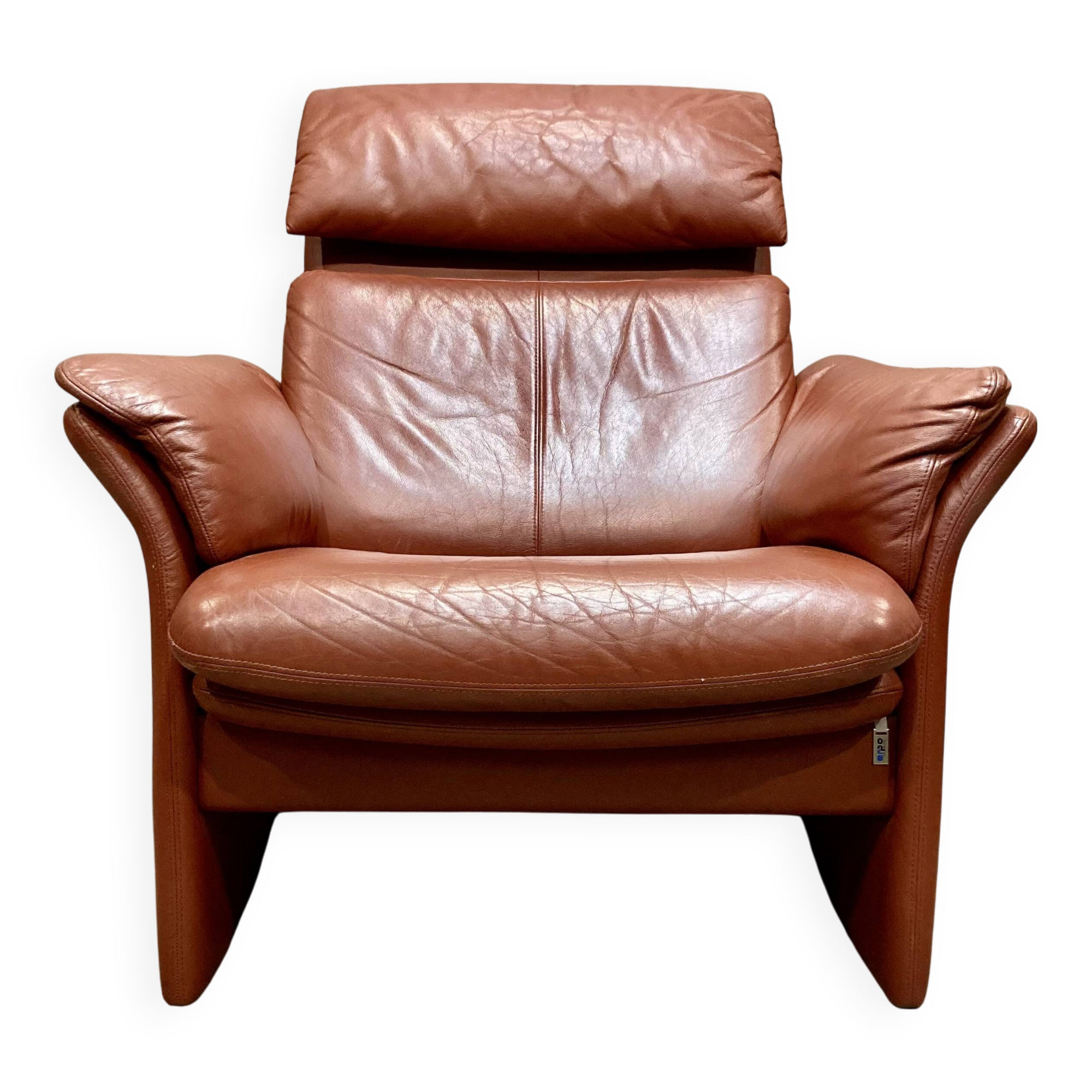 "Erpo" high designer leather armchair