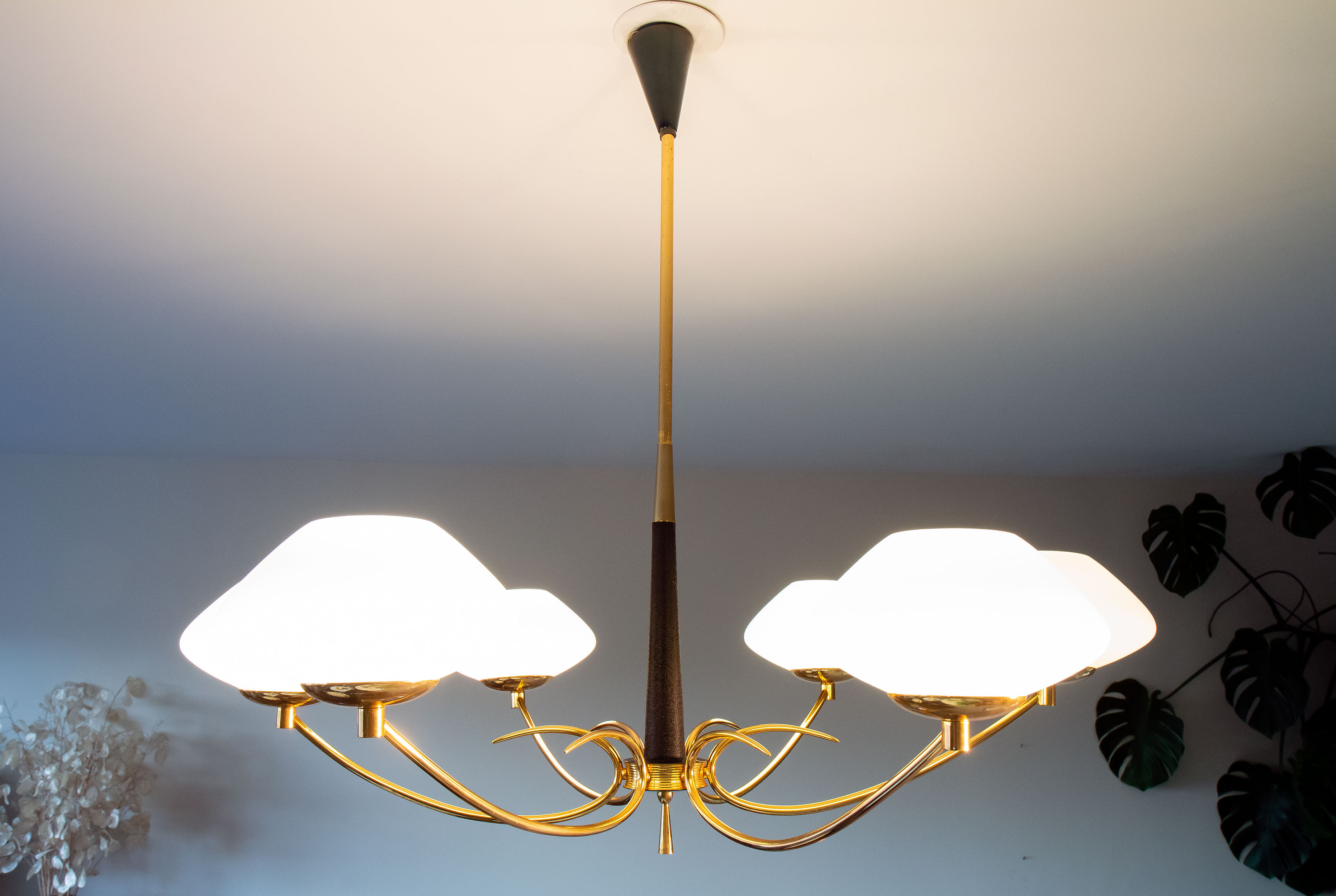 Pendant light in brass and opaline 50s