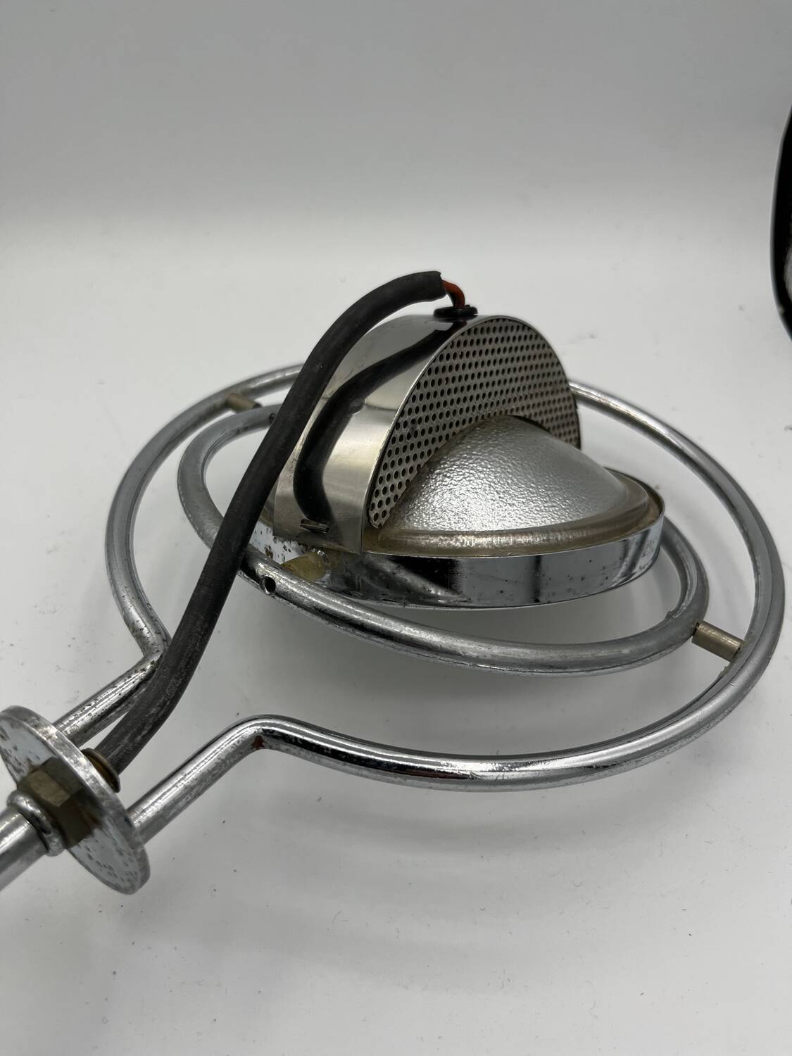 4 adjustable chrome Mole Richardson spotlights