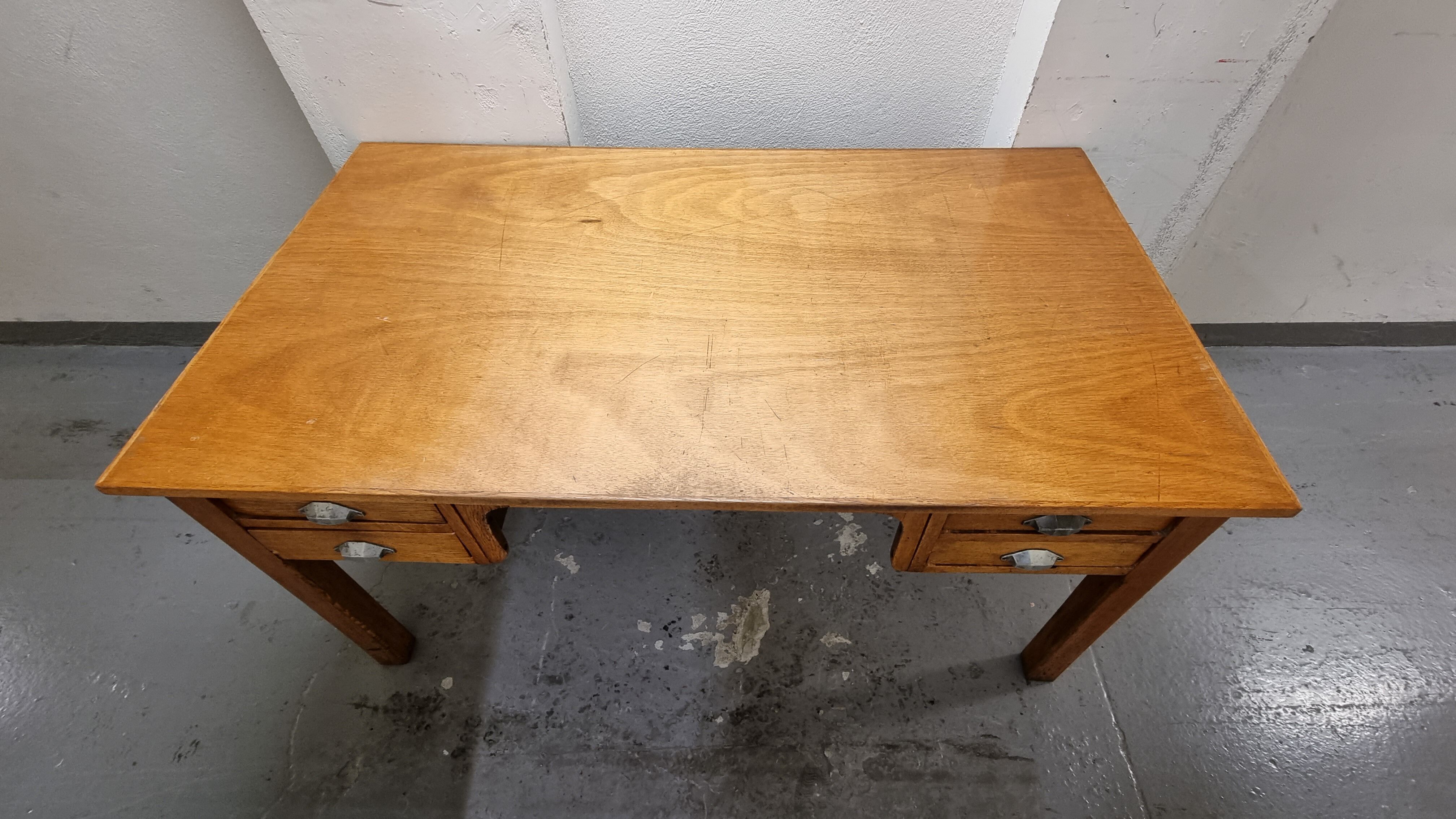 Old oak administrative office 4 drawers