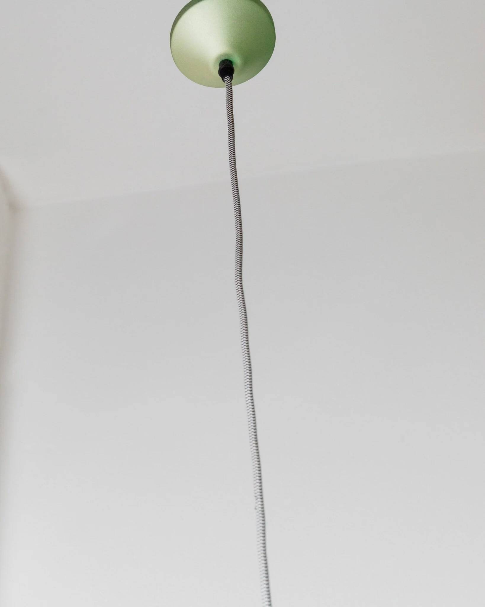 Metal retro pendant – postmodern Memphis style from the 1980s, purple, silver, green, striped cable, Pop Art interior, vintage light fixture